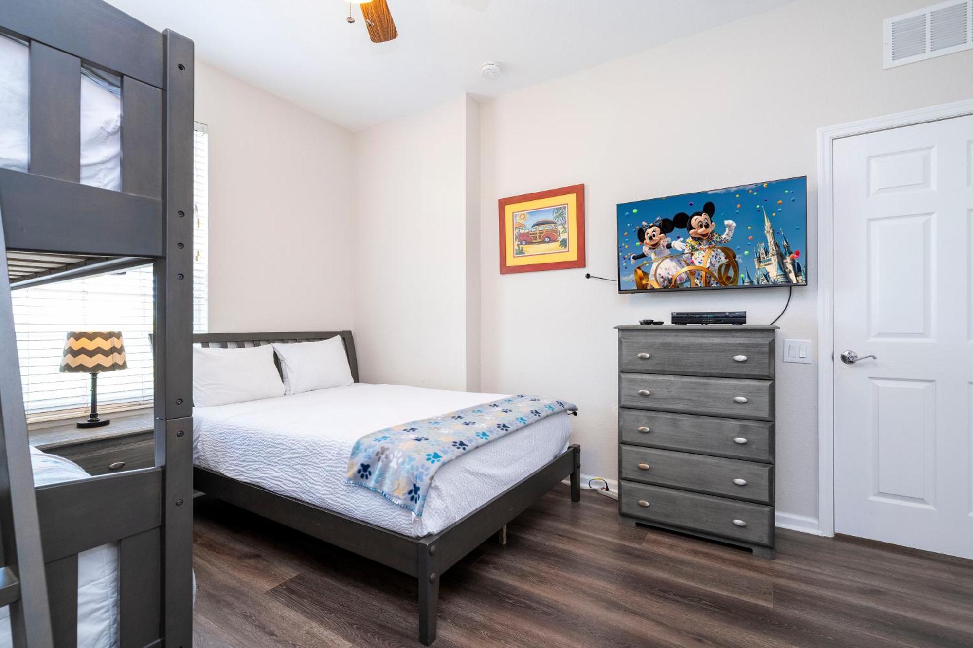 Location Location Orlando Resort Near All Parks! Int'L Dr Екстериор снимка